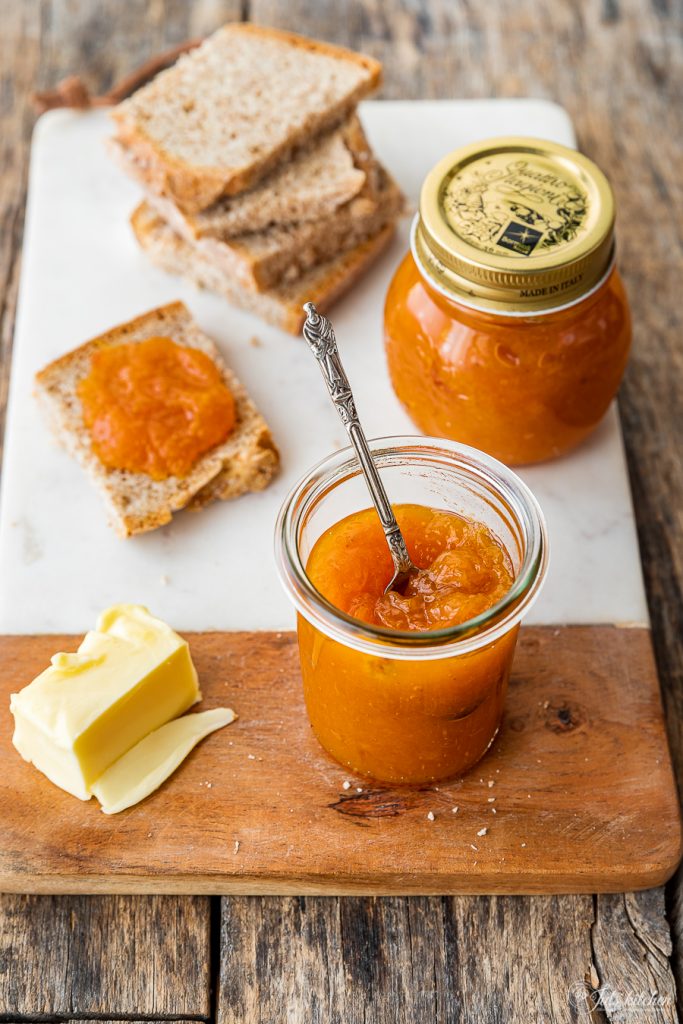 Confettura di albicocche